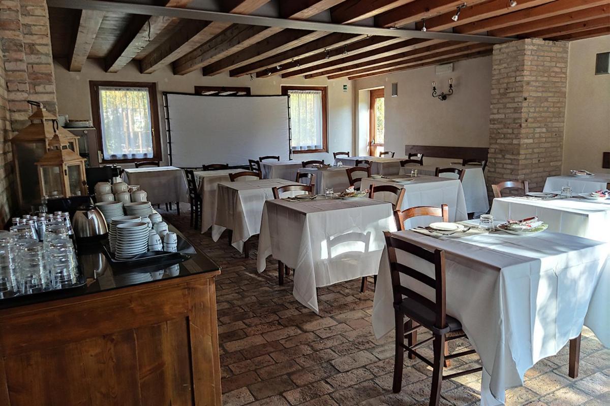 Hotel Villa Dei Carpini Одерцо Экстерьер фото